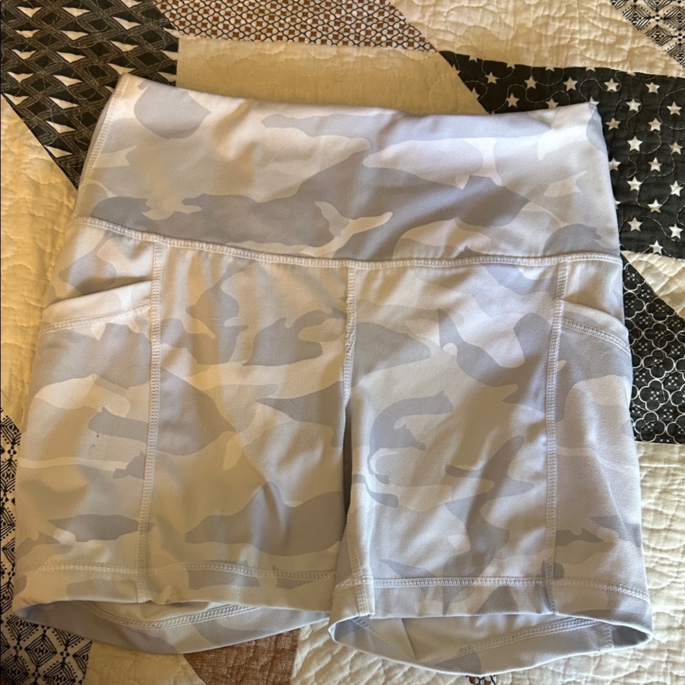 Yogalicious Lux Camouflage Shorts
